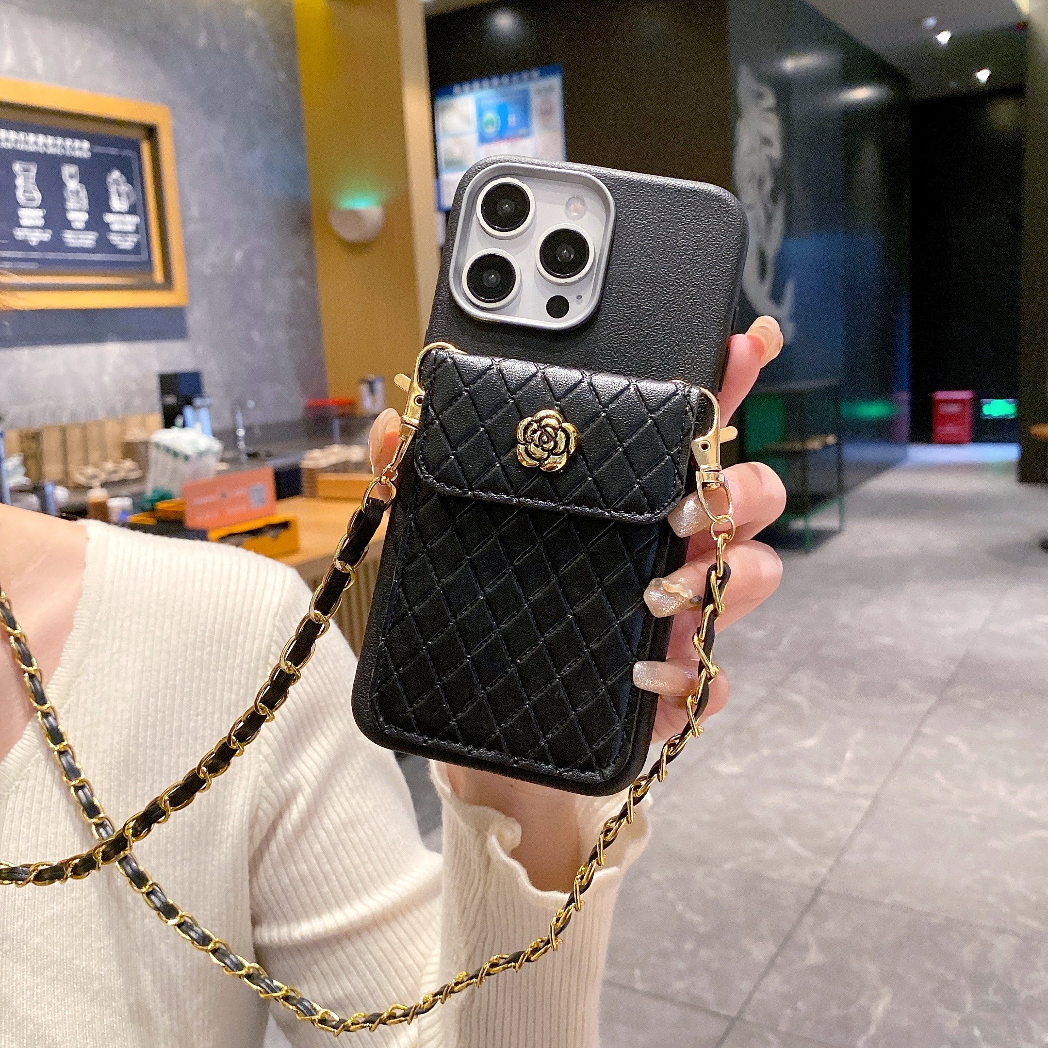 Black Texture Wallet With Golden Chain Silicon Phone Cases For iPhone 16 Pro Max
