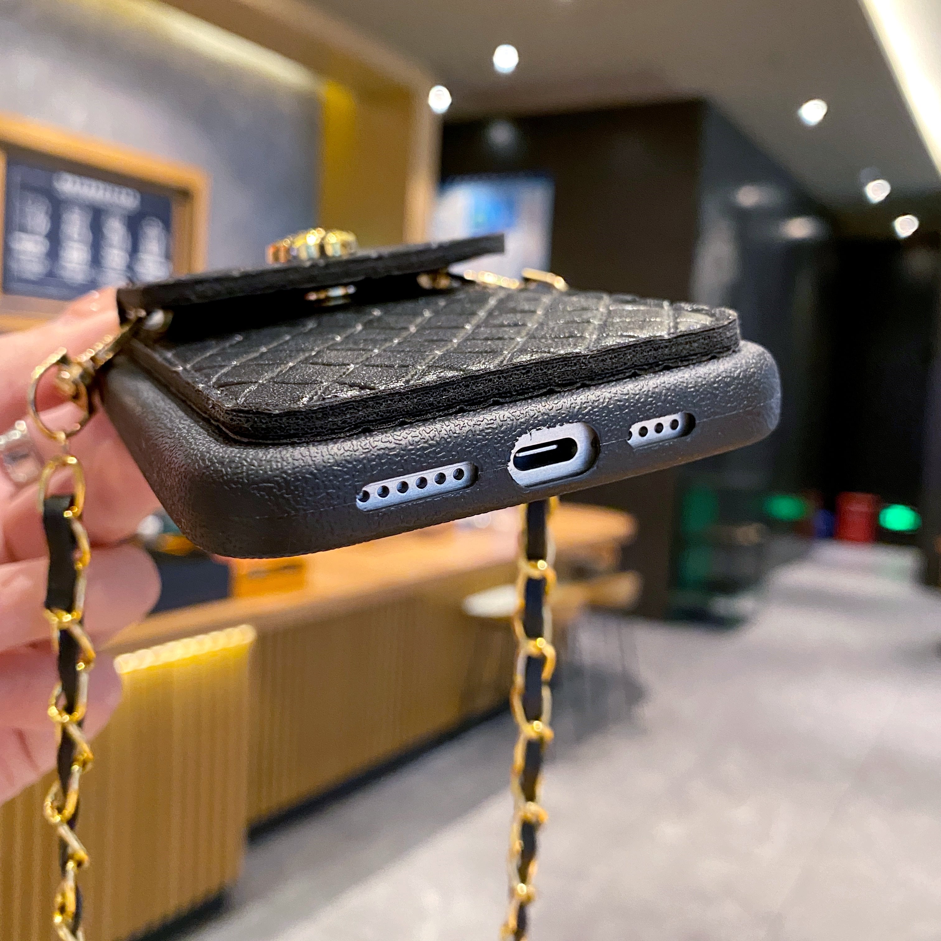 Black Texture Wallet With Golden Chain Silicon Phone Cases For iPhone 15