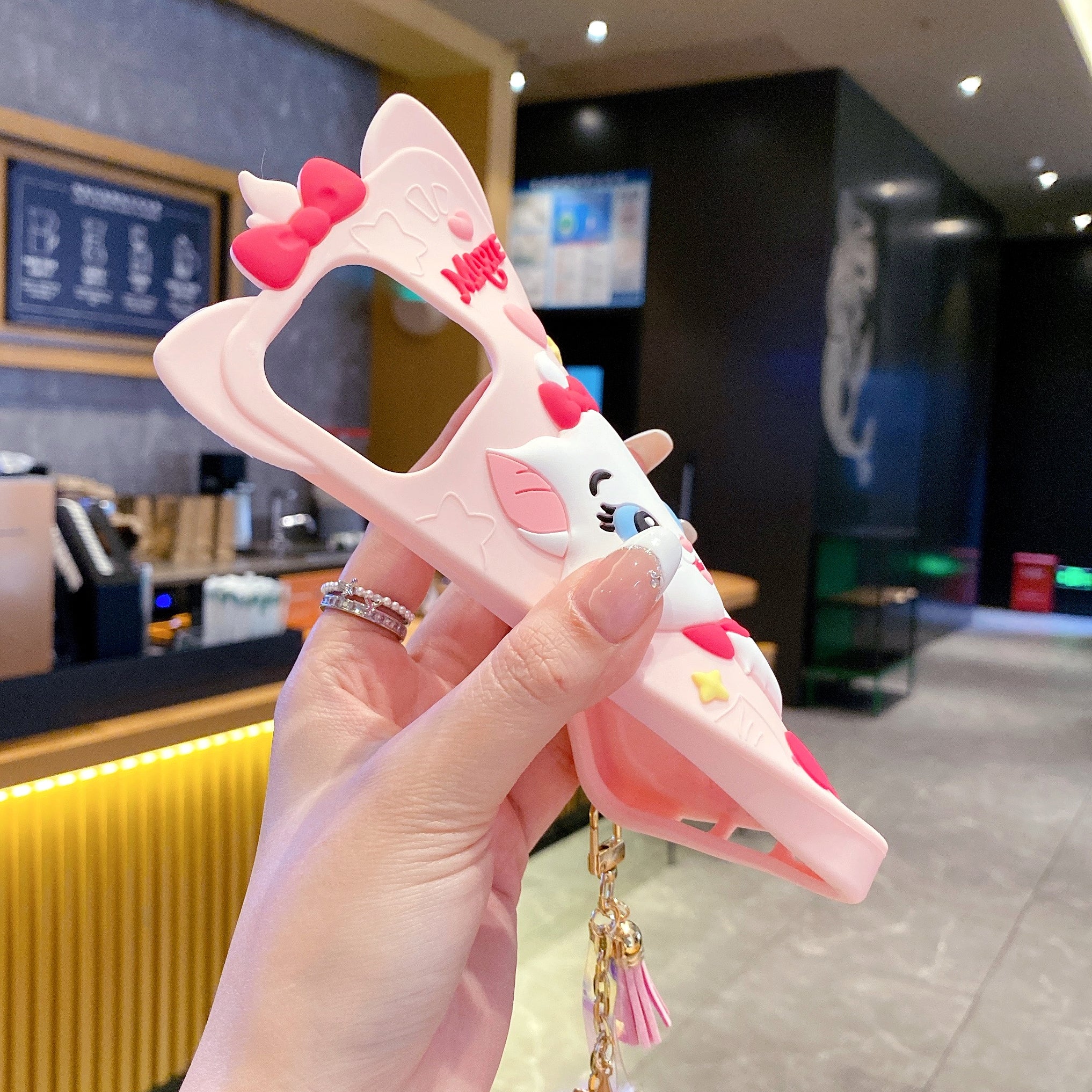 Disney Marie Cat With Fur Charm Silicon Phone Cases For iPhone 16 Pro Max