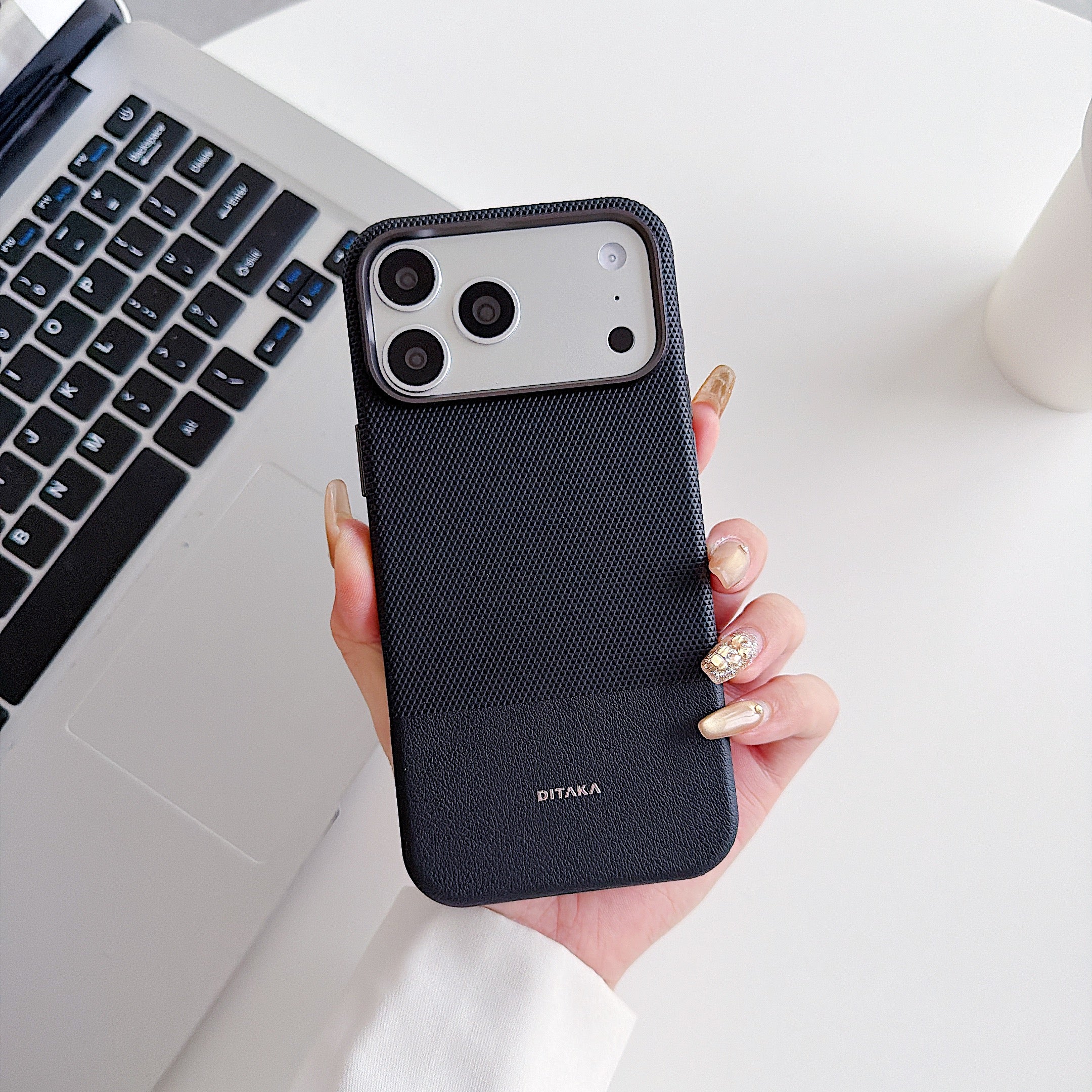 Black Metro Weave Executive Case Luxury Dual-Texture Vegan Leather Shield