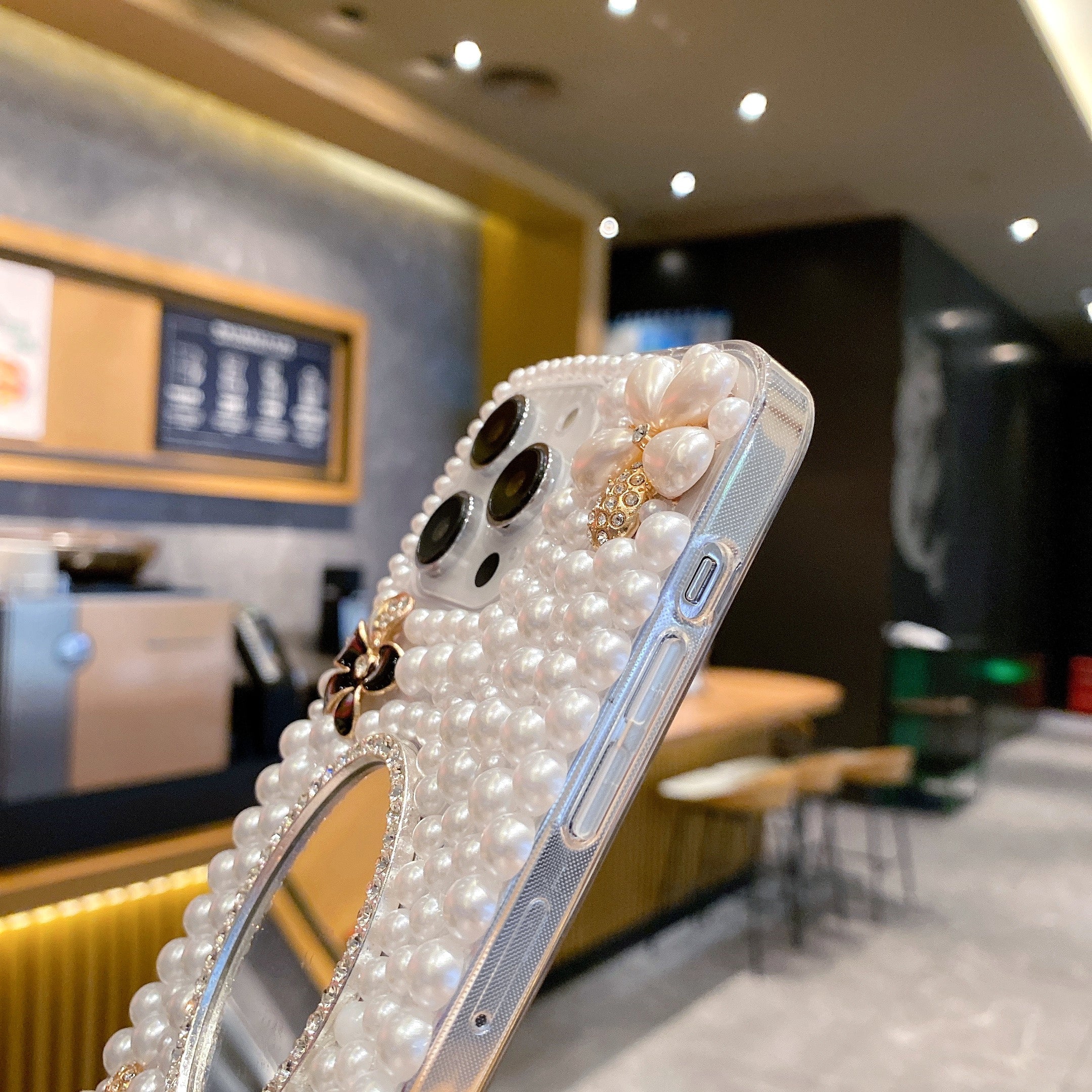 Pearl With Mirror Silicon Phone Case For iPhone 16