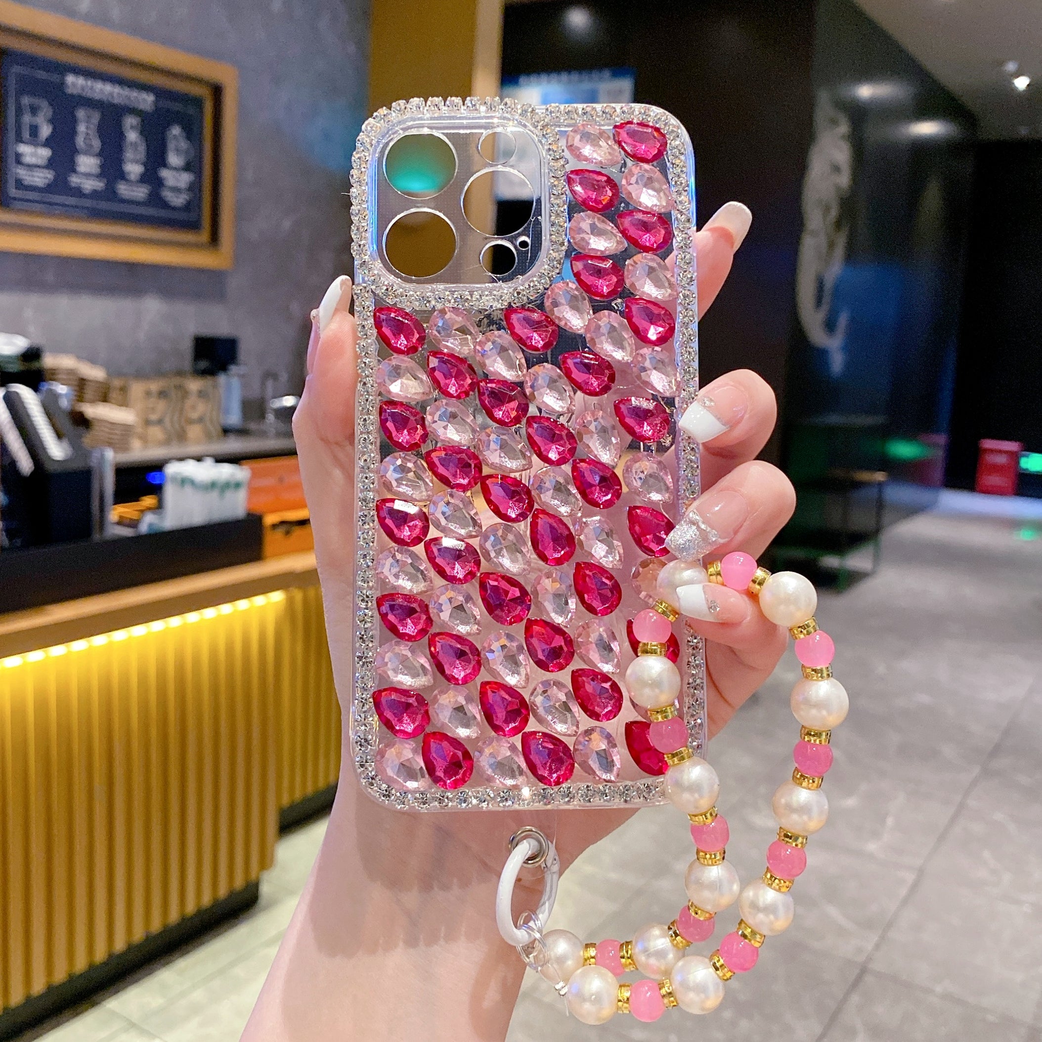 Pink Diamond With Pink Bracelet Silicon Phone Cases For iPhone 15 Plus
