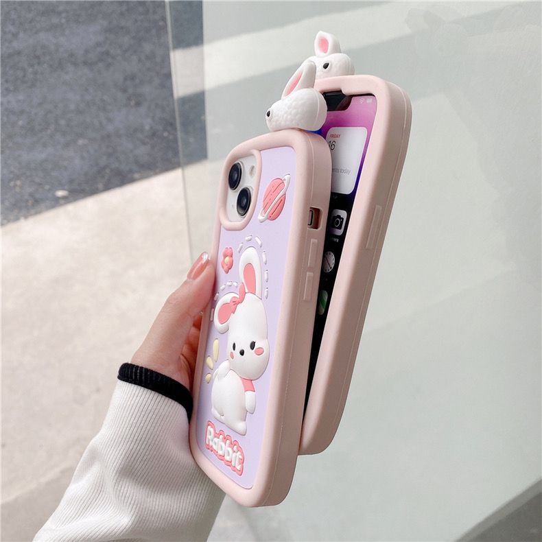 rabbit-with-earth-silicon-phone-cases-for-iphone