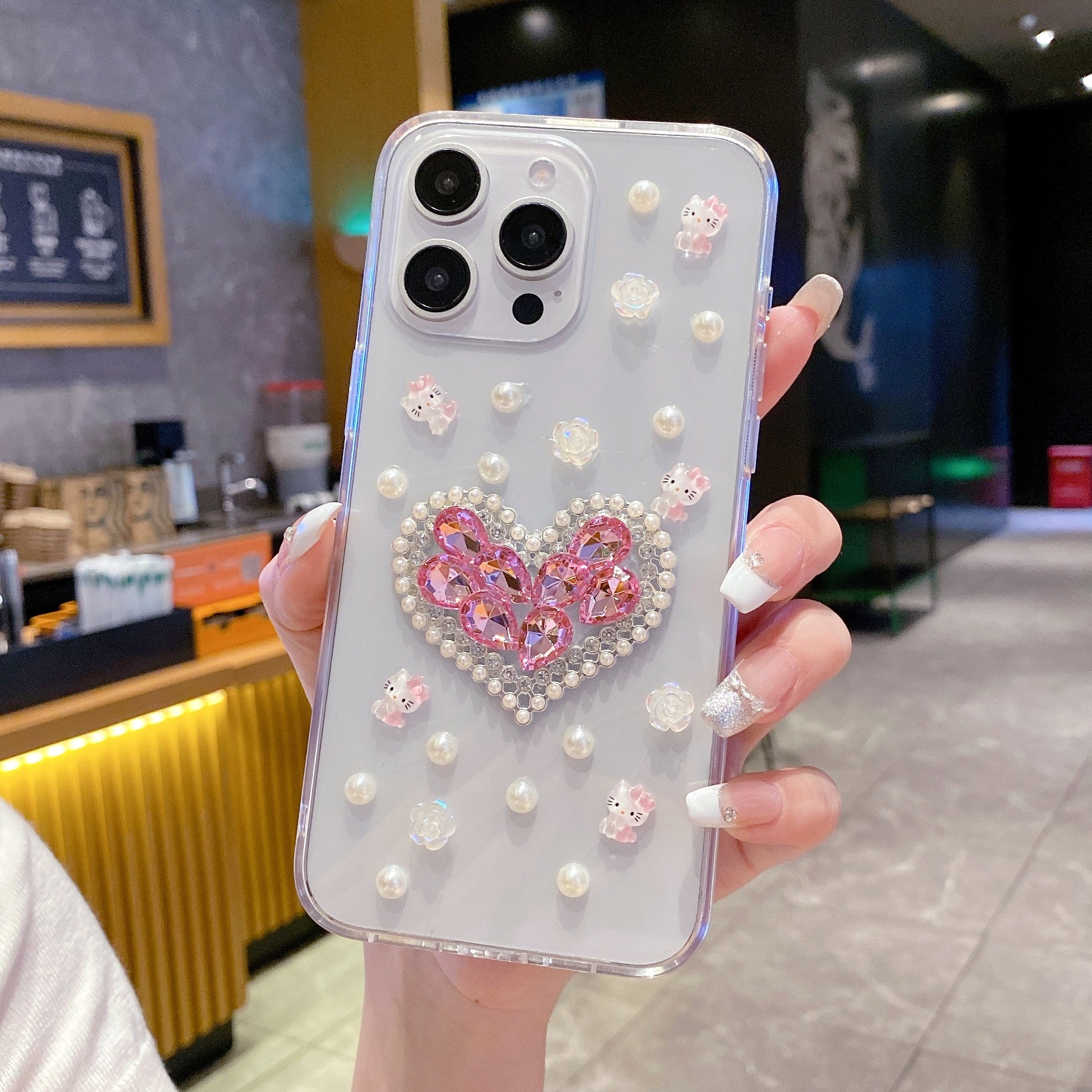 White Peals With Pink Diamond Heart Silicon Phone Cases For iPhone 14 Pro Max