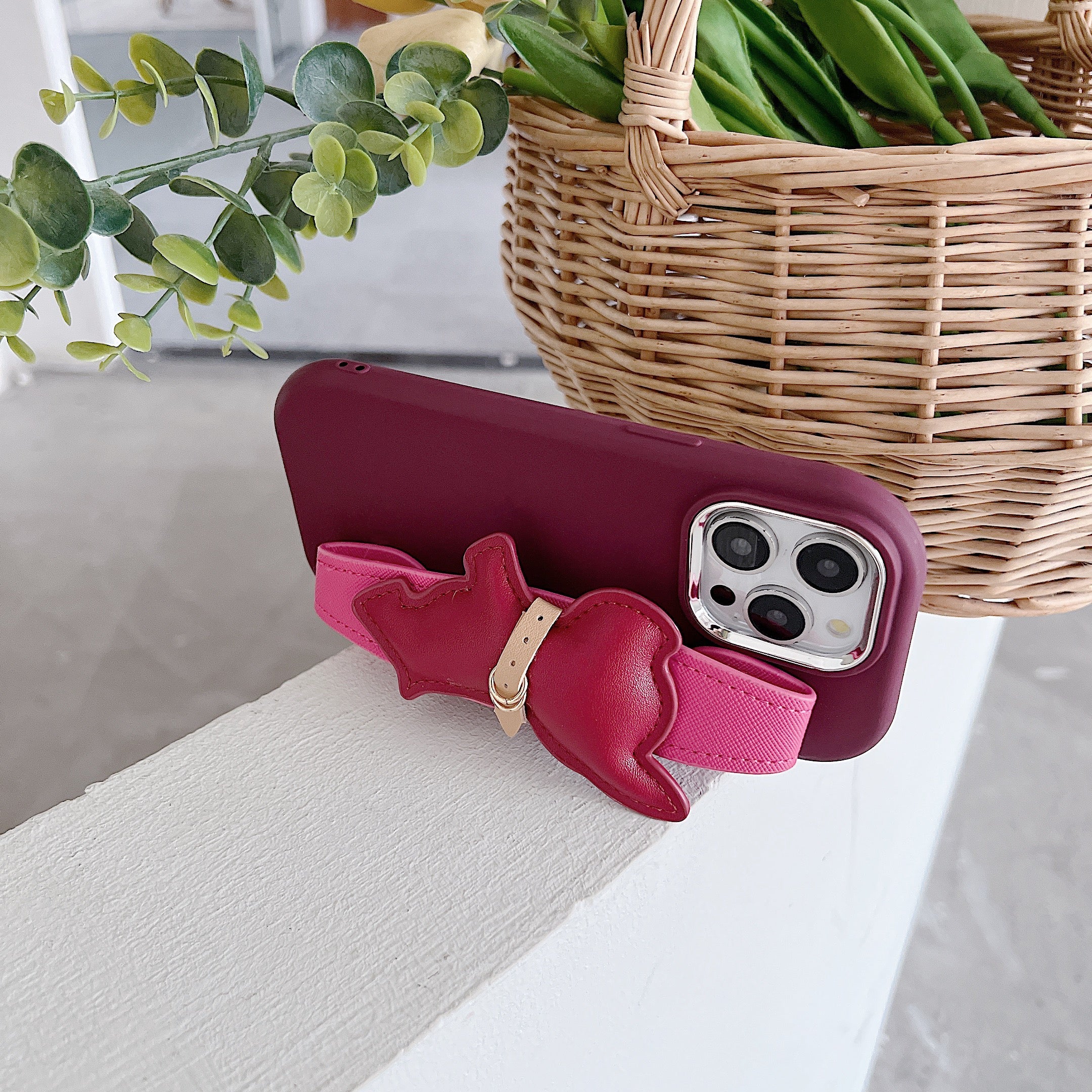 Doggy With Belt Silicon Phone Cases For iPhone 13 Pro