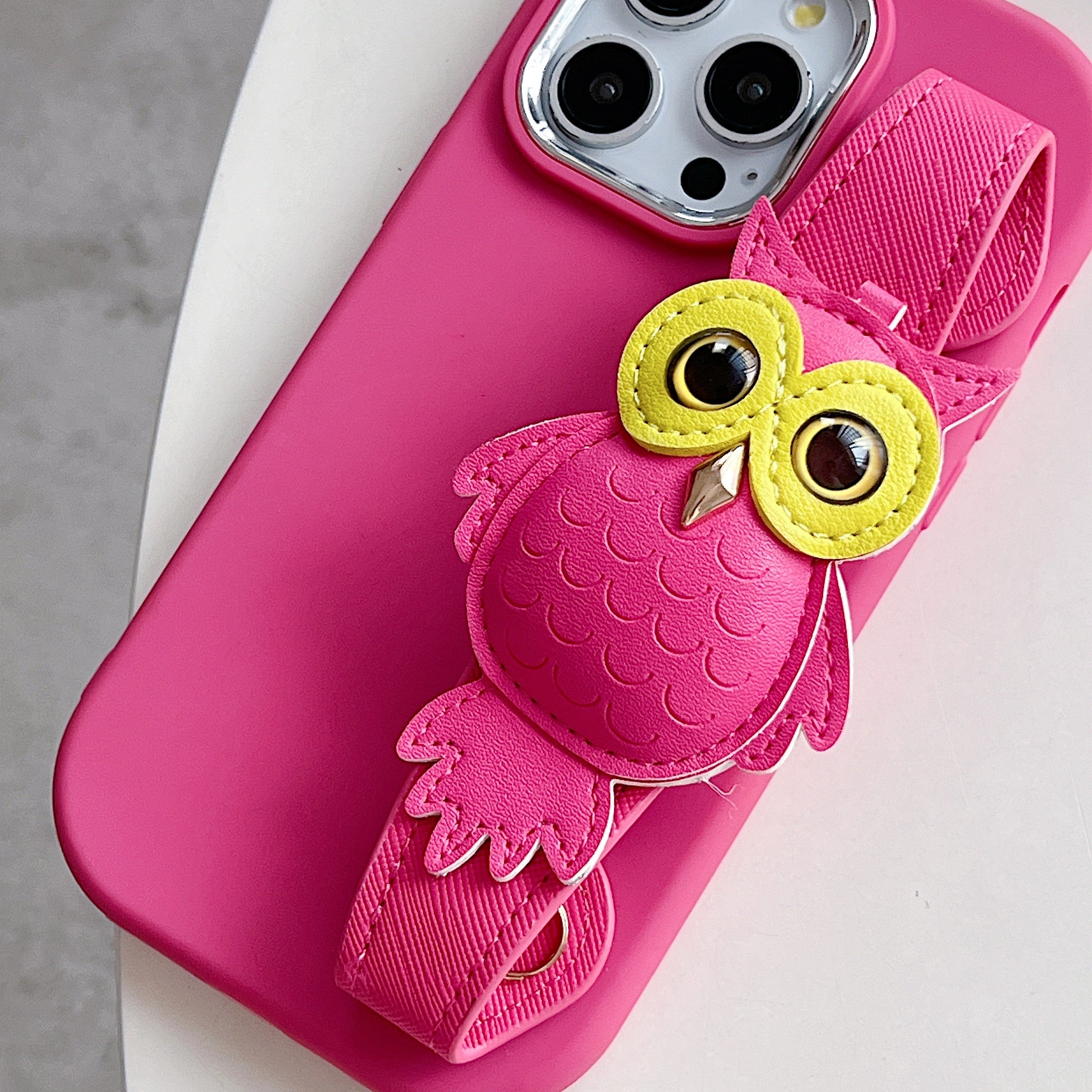 Owl With Belt Silicon Phone Cases For iPhone 12