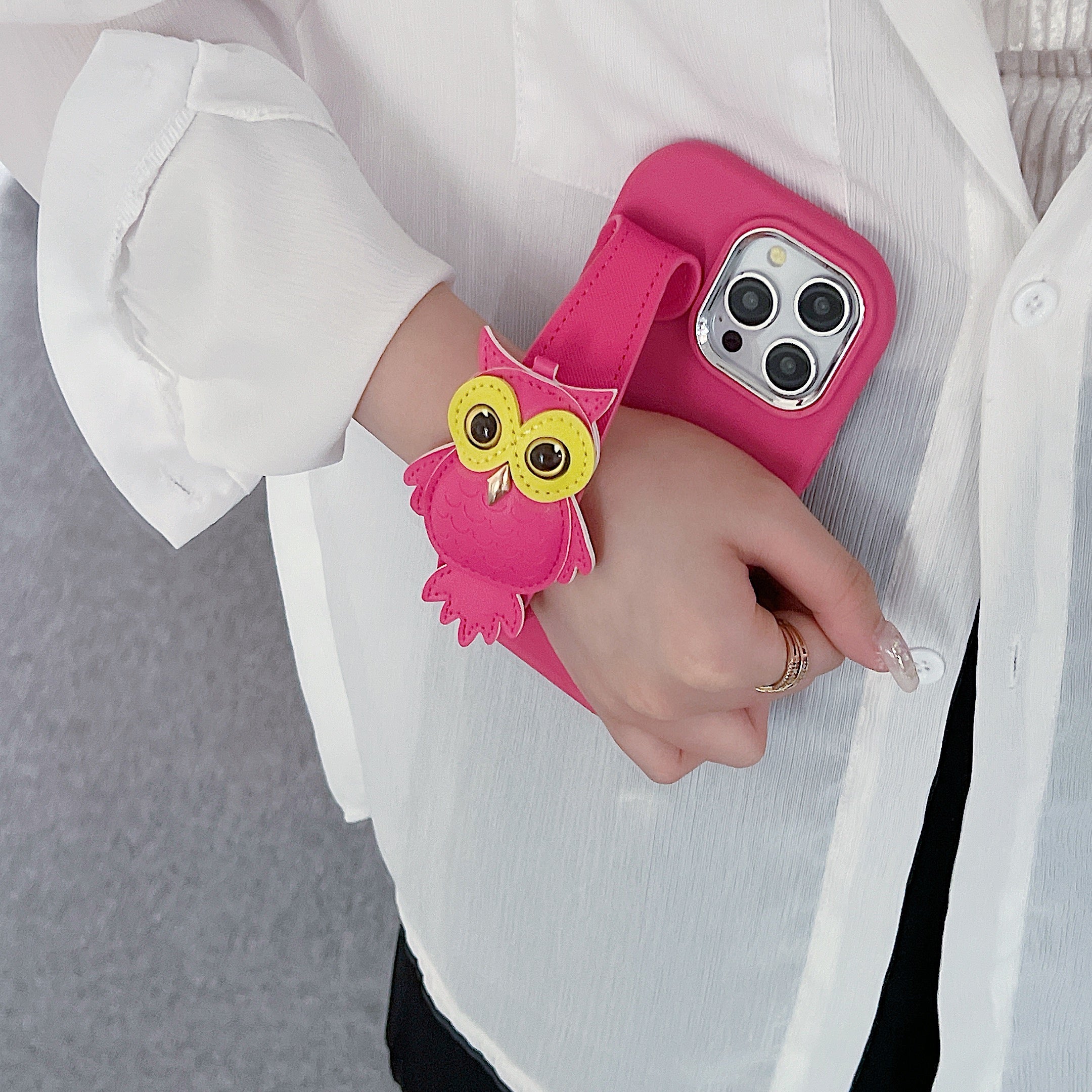 Owl With Belt Silicon Phone Cases For iPhone 14 Pro