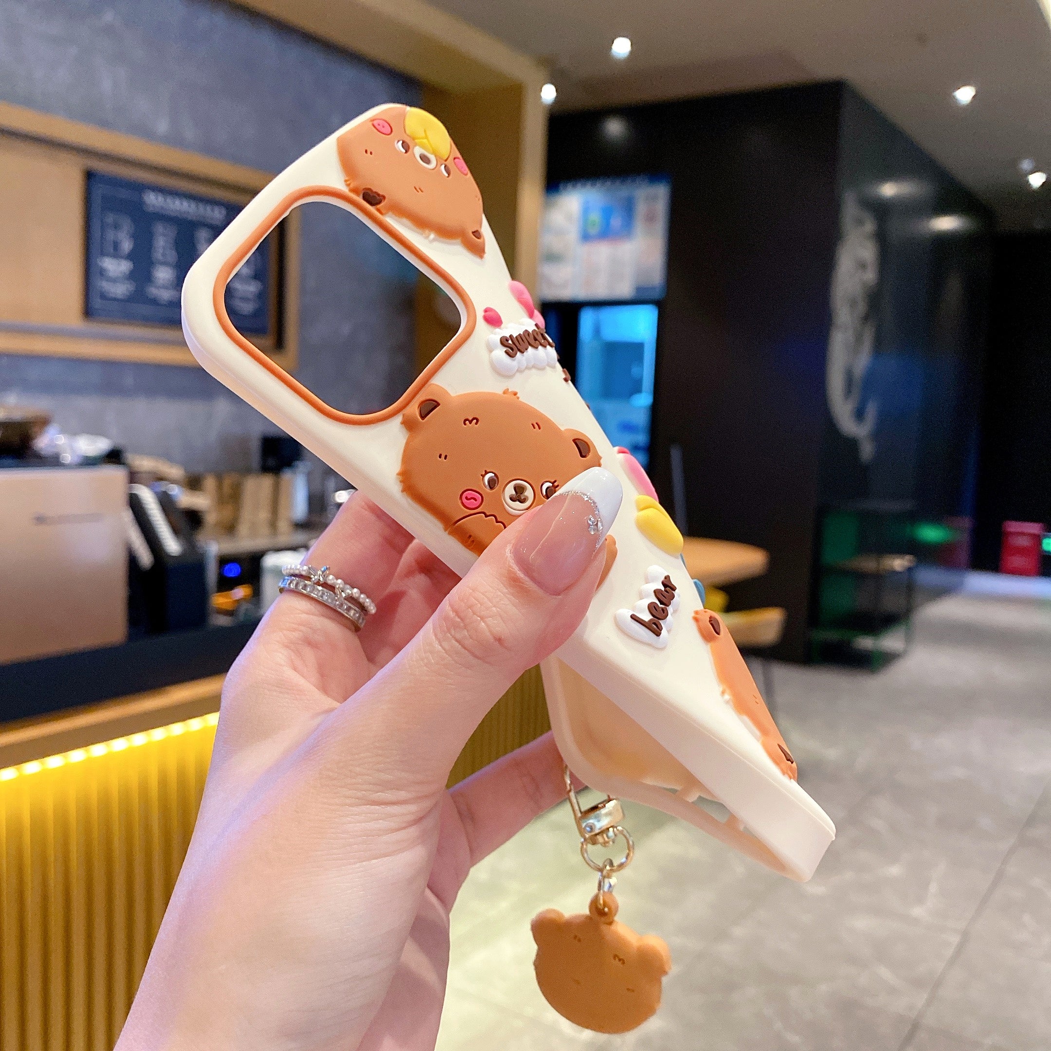 Sweet Tulip Bear With Sweet Charm Silicon Phone Cases For iPhone 16 Pro Max